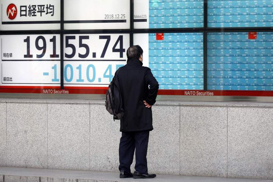 Nikkei 225 Stock Average plunges below 20,000 mark losing more than 5 percent
