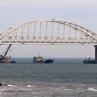 Ucrania pide a OTAN despliegue de buques en mar de Azov y Rusia lo acusa de intento de agravar aún más las tensiones
