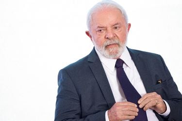 Lula da Silva arremete contra el banco central de Brasil y tacha nuevamente de “absurdo” que mantenga la tasa