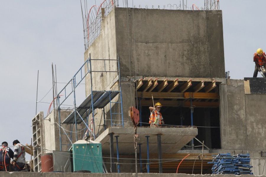 Camara Chilena de la Construccion da a conocer el informe de ventas inmobiliarias de Santiago.