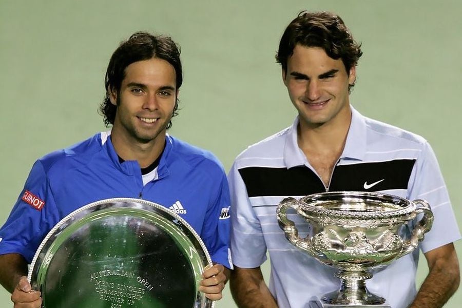 González y Federer, tras la final del Australian Open, en 2007. FOTO: Instagram de Fernando González.