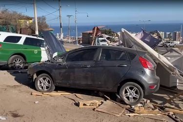 Antofagasta: conductor perdió el control de su vehículo, atropelló a siete personas y se dio a la fuga