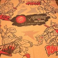Inician sumario sanitario contra Pizza Hut por promoción con las cajas de las Tortugas Ninja