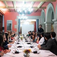 Seguridad pública, probidad y mayor gasto social: oficialismo destaca ejes del presupuesto tras cónclave en Cerro Castillo