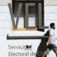 Servel rechaza balances de Evópoli y el PC y les retiene aportes fiscales