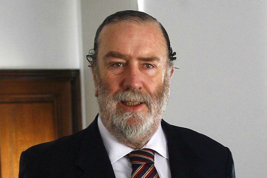 Guillermo Arthur es reelegido como miembro del Consejo de