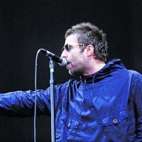 Cuatro de trece canciones: la trastienda del fallido show de Liam Gallagher