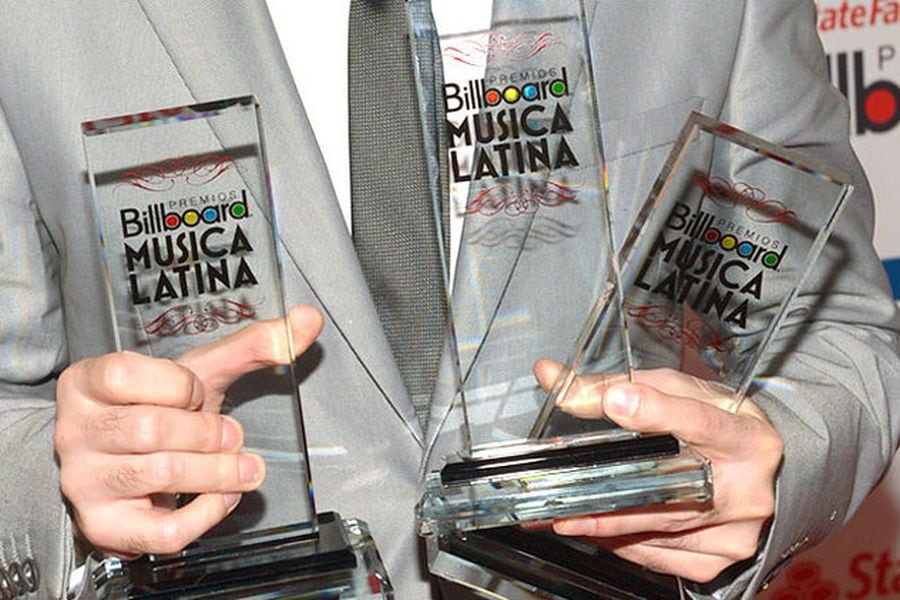 billboard-latin-music-awards-statues-650-430