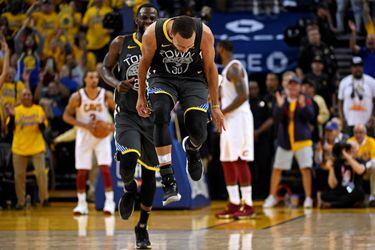 STEPHEN CURRY GOLDEN STATE