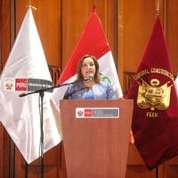 Alza de la pobreza, polémica desactivación de cuerpo policial y arresto de hermano: los nuevos flancos que complican a la presidenta de Perú