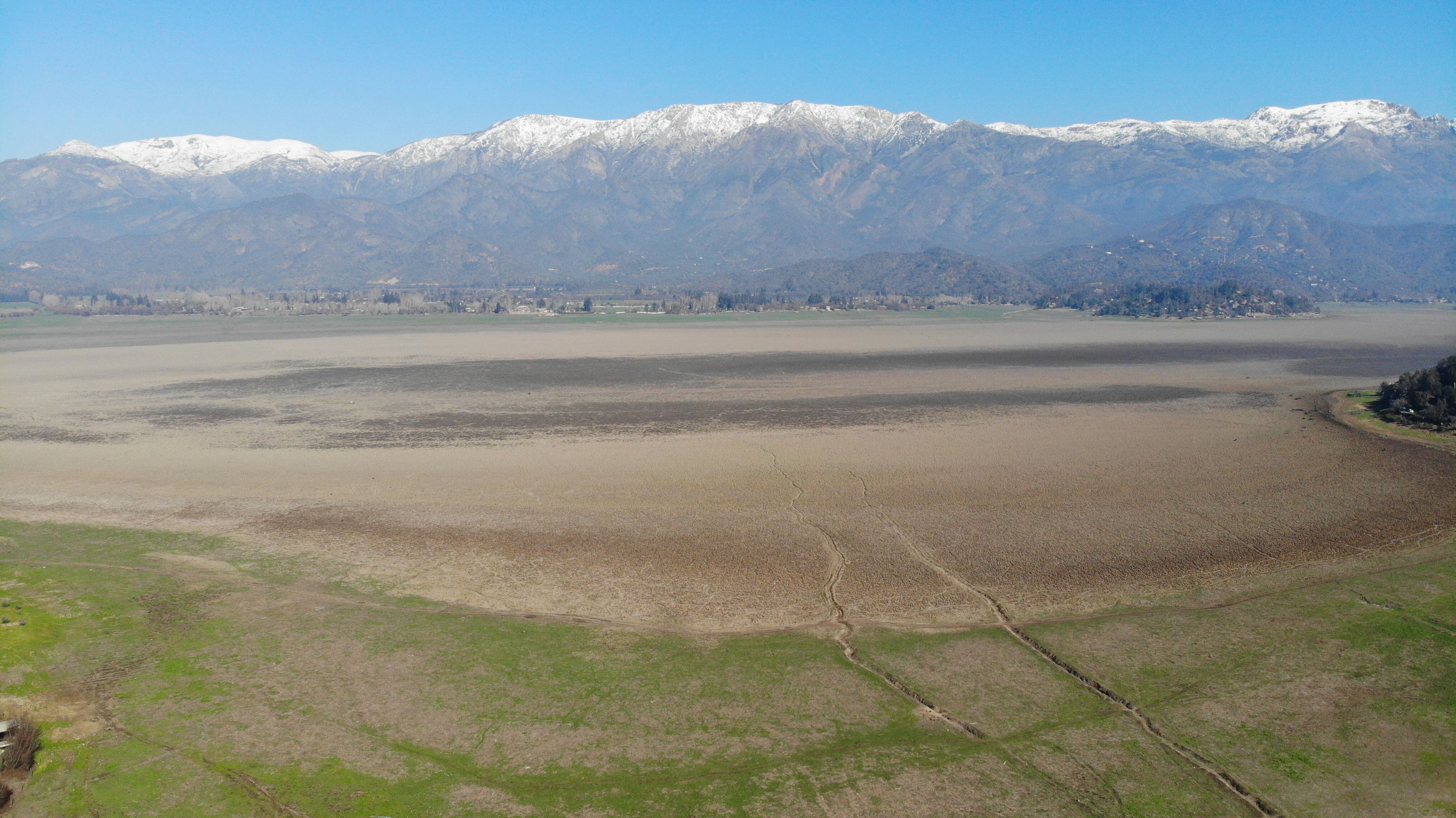 Lee también en Qué Pasa: ¿El fin de la laguna de Aculeo? Últimas lluvias tienen cero impacto en su caudal