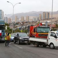 Carabineros libera rutas bloqueadas por el paro de camioneros en el norte del país