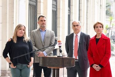 Tras informe de Contraloría: Chile Vamos se reúne con fiscal nacional y llama al gobierno a tomar acciones judiciales 