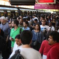 Expertos proyectan aglomeraciones en futura estación de Metro con acceso sólo por ascensores
