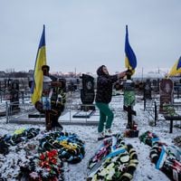 Cómo la vida en Ucrania ha quedado destrozada por dos años de guerra