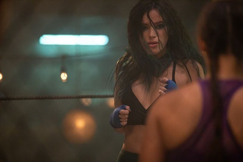 El club de la pelea de Bella Thorne: “Soy una luchadora” - La Tercera