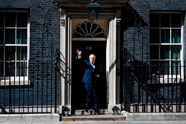 Boris Johnson asume el poder