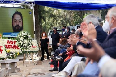 Autoridades de futuro gobierno asisten a acto en conmemoración de Tucapel Jiménez y Boric envía mensaje: “Su legado sigue presente”