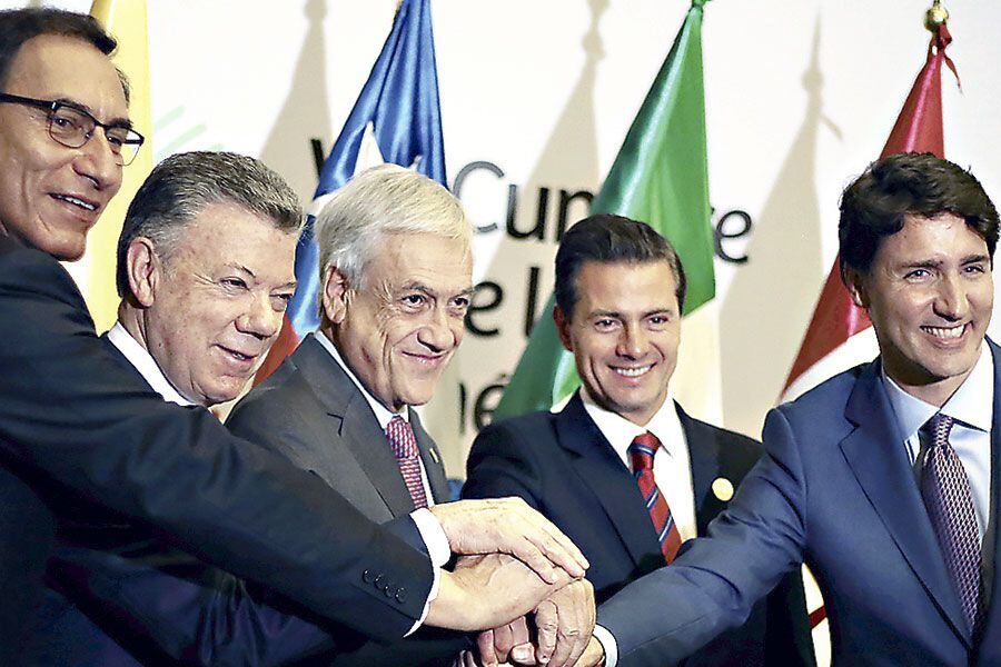 El Presidente Sebastián Piñera junto gobernantes de la Alianza del Pacífico.