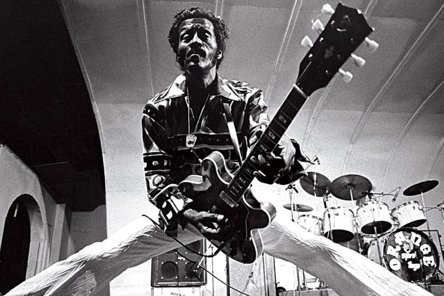 chuck-berry-rolling-stone-cover-story-2017-farewell-to-the-father-of-rock-6a1a7170-b435-4d63-8c07-8255707d2672