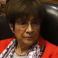 “Es peligrosa la confusión e ignorancia”: Carmen Hertz (PC) cuestiona a diputados opositores que piden sanciones contra juez que autorizó videollamada a reos
