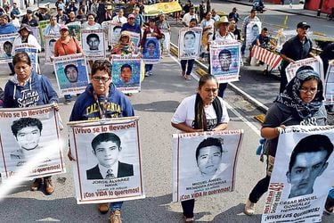 Investigadores de CIDH insisten que ejército mexicano bloquea pesquisa sobre 43 desaparecidos de Ayotzinapa