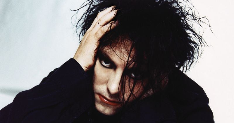 The-Cure-Robert-Smith-1