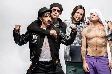 Red Hot Chili Peppers sale de gira por el sur: ¿se acercan a Chile?