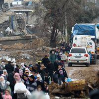 Grupos de ayuda dicen que Gaza está cayendo en un “caos absoluto”
