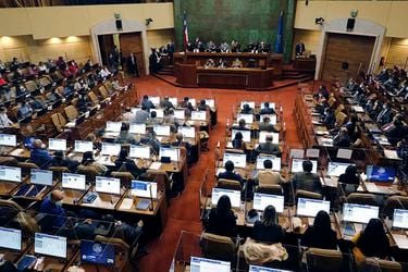 Lo que tienes que saber este martes en La Tercera: Gobierno pone “discusión inmediata” a proyecto que baja a 4/7 quórum para reformar actual Constitución