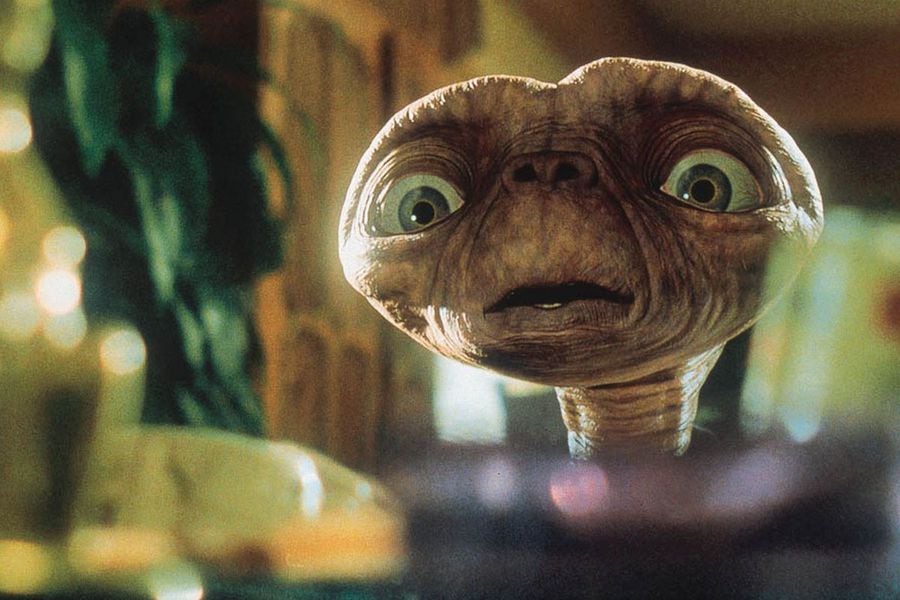 ET--The-Extra-Terrestrial