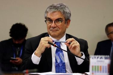 Ministro de Hacienda: “Es necesario tener una instancia de conversación con las Isapres”