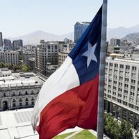 Foro Económico Mundial destaca de Chile acceso a tecnologías de información, pero lo ve al debe en innovación