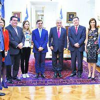 Piñera recibe a miembros del Consejo Consultivo Empresarial de APEC