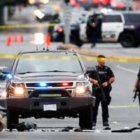 Dos sospechosos muertos y seis policías heridos en supuesto atraco a banco en Canadá