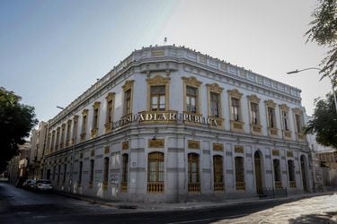 Universidad La República: Corte Suprema acoge solicitud de la casa de estudios y anula su cierre