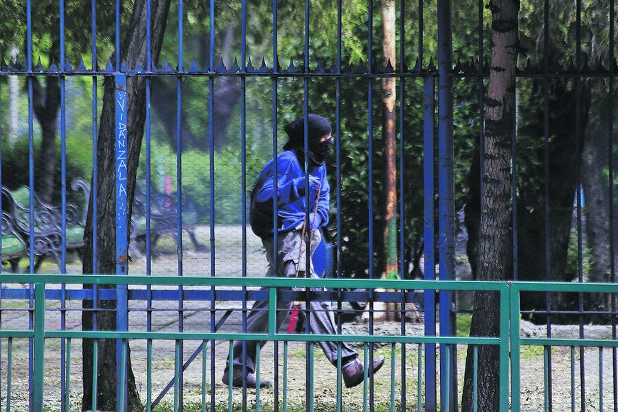 Desmanes en la Facultad de Filosofia y Humanidades de la U de Chile