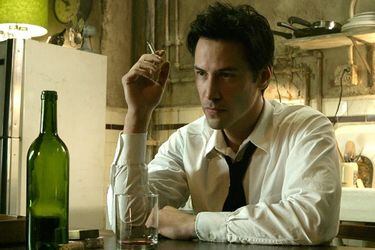 Keanu Reeves reveló que insistió frecuentemente por otra oportunidad hasta que Warner Bros autorizó Constantine 2