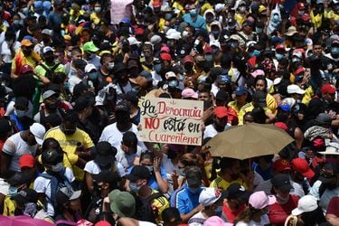 Sexto día de movilizaciones y 19 muertos: las claves de la crisis en Colombia