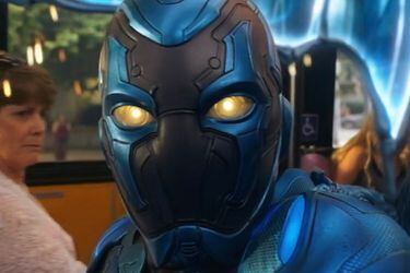 La película de Blue Beetle luce justo cómo debiese ser en su primer tráiler