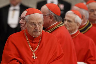 Muere cardenal Angelo Sodano, ex nuncio apostólico en Chile