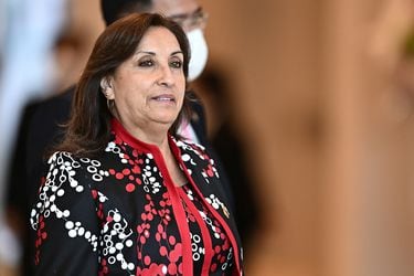 Vicepresidenta de Perú renuncia a ministerio y no formará parte del nuevo gabinete