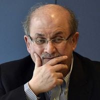 Salman Rushdie tras recuperarse del covid-19: “Cada día que pasa doy gracias por lo afortunado que he sido”