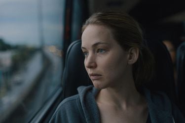 “Jennifer Lawrence es una actriz con una habilidad singular”: así es Causeway, el alabado regreso de la estrella