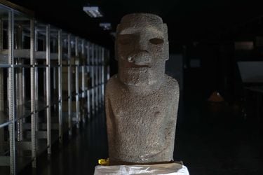 Moai Tau, escultura que será trasladada desde el Museo Nacional de Historia Natural a Rapa Nui
