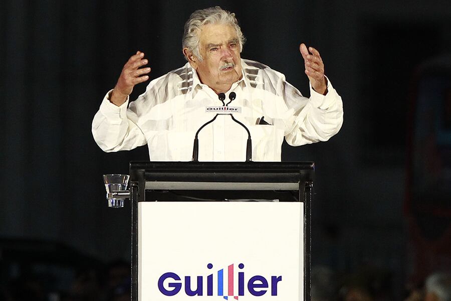 mujica