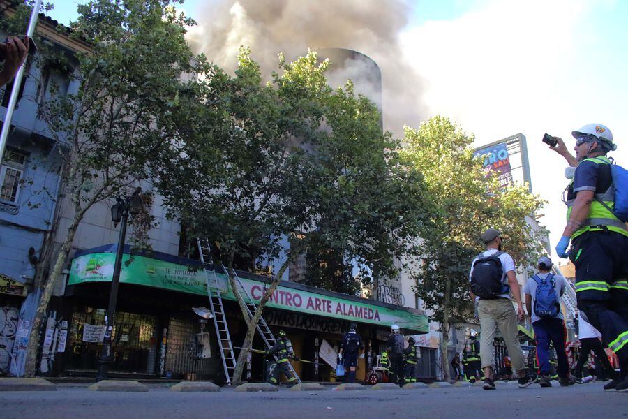 Se incendia Cine Arte Alameda