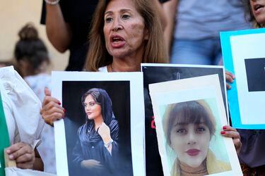 Familia de Mahsa Amini denuncia que sigue sin tener acceso a los registros de la muerte de la joven en Irán
