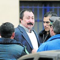 Juez Mario Carroza dicta orden de captura internacional contra Galvarino Apablaza tras perder condición de refugiado en Argentina