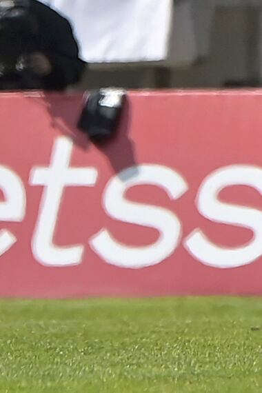 Betsson auspicia a los campeonatos de Primera División y Ascenso.